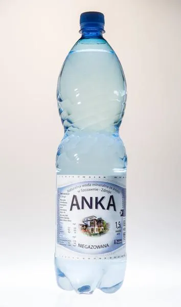 Wpływ wody mineralnej na akwarium